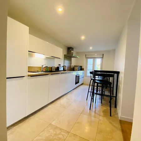 Casa : L'eclat Du Roi Rene Apartment Angers
