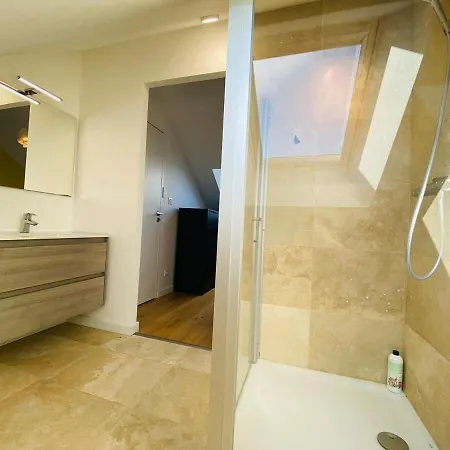 Casa : L'eclat Du Roi Rene Appartement *