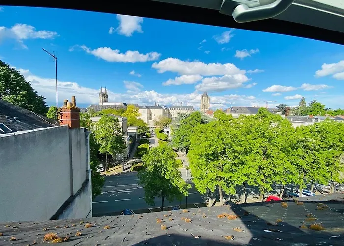 Casa : L'eclat Du Roi Rene * Angers