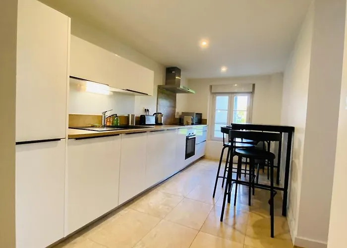 Casa : L'eclat Du Roi Rene * Angers